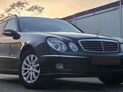 Gebraucht Mercedes E280 Avantgarde 190 PS (139 kW) 2005 Schwarz Kombi