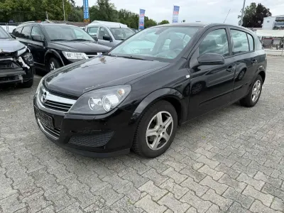 Gebraucht Opel Astra Cosmo 116 PS (85 kW) 2009 Schwarz Limousine