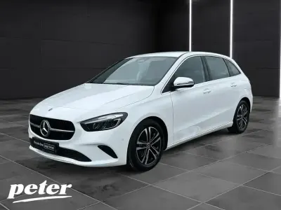 Gebraucht Mercedes B180 Advanced 136 PS (100 kW) 2025 Unilack polarweiß Kleinwagen