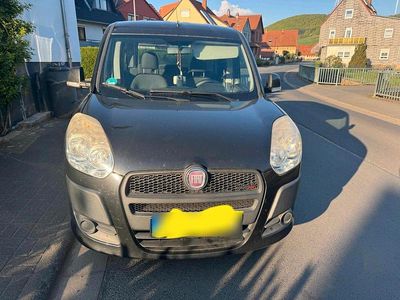 Usata Fiat Doblò 68 CV (50 kW) 2011 Nero Monovolume