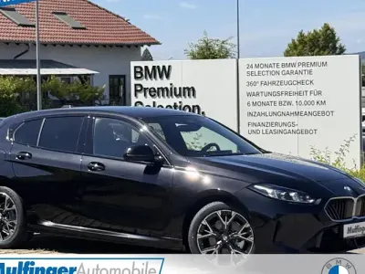 Neu BMW 120 M Sport 170 PS (125 kW) 2026 Saphirschwarz Kleinwagen
