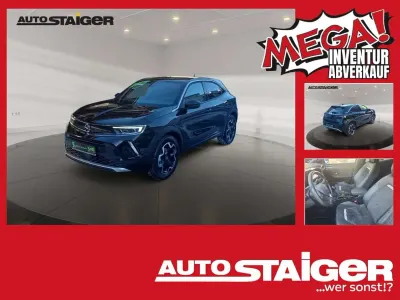Gebraucht Opel Mokka Ultimate 131 PS (96 kW) 2022 Diamant schwarz/karbon schwarz SUV