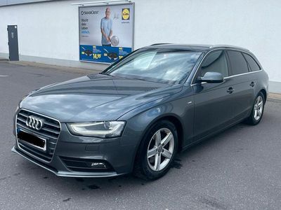 Gebraucht Audi A4 S-Line 143 PS (105 kW) 2012 Grau Kombi