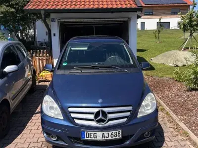 Gebraucht Mercedes B170 116 PS (85 kW) 2008 Blau Van / Kleinbus
