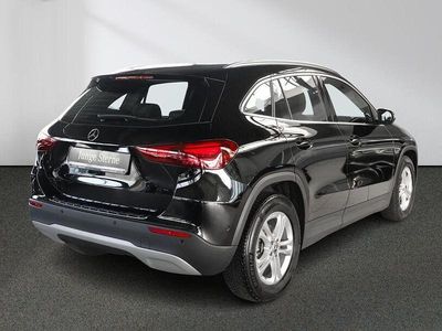 Gebraucht Mercedes GLA200 Advanced 163 PS (119 kW) 2024 Unilack nachtschwarz SUV