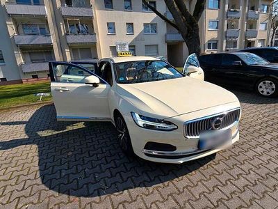 Gebraucht Volvo V90 199 PS (146 kW) 2022 Schwarz Kombi