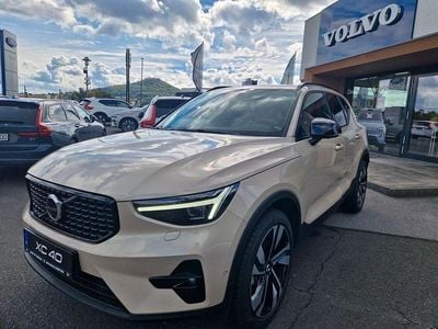 Gebraucht Volvo XC40 Ultra 197 PS (144 kW) 2024 Sand dune / metallic SUV