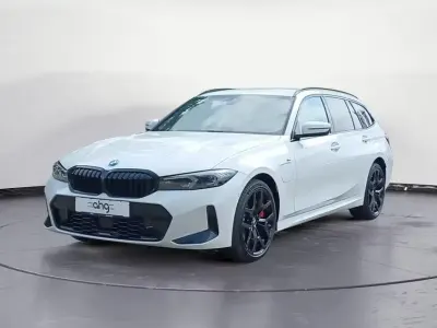 Ny BMW 330e M Sport 292 HK (214 kW) 2025 Hvid Stationcar