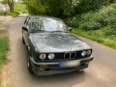 Gebraucht BMW 320 125 PS (91 kW) 1988 Grau Limousine