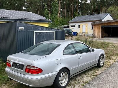 Mercedes CLK230