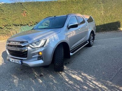 Grau Gebraucht 2024 Isuzu D-Max SUV | 34.500 €
