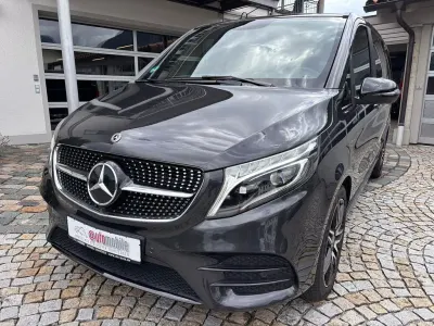Gebraucht Mercedes V300 AMG 237 PS (174 kW) 2022 Grau Van / Kleinbus