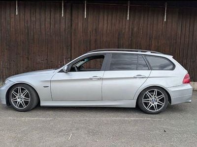 Usado BMW 320 Sport Line 150 HP (110 kW) 2006 Cinzento Carrinha