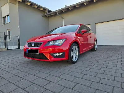 Second-hand Seat Leon SC FR 122 CP (89 kW) 2013 Roșu Hatchback