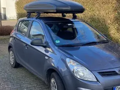 Brugt Hyundai i20 Classic 77 HK (56 kW) 2011 Grå Hatchback