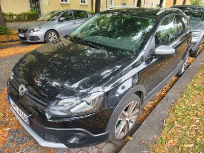 Gebraucht VW Polo Cross 105 PS (77 kW) 2011 Schwarz Kleinwagen