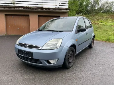 Gebraucht Ford Fiesta Ghia 80 PS (58 kW) 2005 Blau Kleinwagen