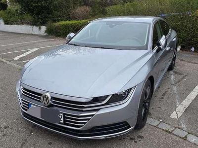 Usata VW Arteon Elegance 150 CV (110 kW) 2018 Grigio Utilitaria