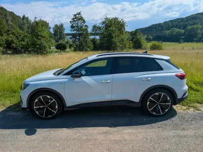Gebraucht Audi Q4 e-tron Sport 150 kW (204 PS) 2021 Weiß SUV