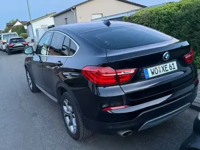 Second-hand BMW X4 M Sport 190 CP (139 kW) 2017 Negru SUV
