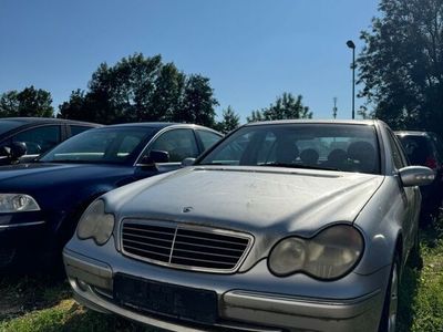 Mercedes C180