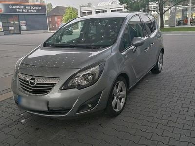 Gebraucht Opel Meriva 100 PS (73 kW) 2011 Van / Kleinbus