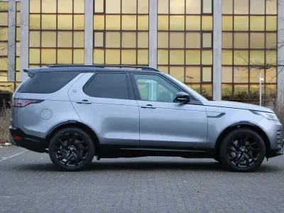 Gebraucht Land Rover Discovery 5 SE Dynamic 300 PS (220 kW) 2024 Eiger grey SUV