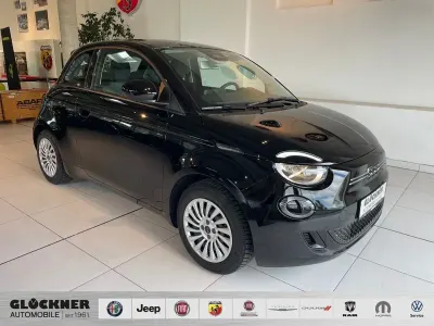 Gebraucht Fiat 500e Icon 86 kW (118 PS) 2022 Schwarz Limousine
