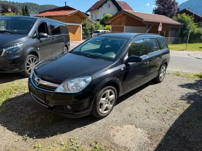 Gebraucht Opel Astra 90 PS (66 kW) 2008 Schwarz Kombi