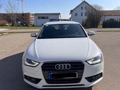 Gebraucht Audi A4 S-Line 150 PS (110 kW) 2015 Weiß Kombi