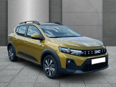 Neu Dacia Sandero Expression 122 PS (89 kW) 2026 Amberyellow SUV