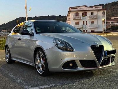Gebraucht Alfa Romeo Giulietta Quadrifoglio Verde 175 PS (128 kW) 2014 (silverstone grau) Limousine