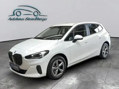Gebraucht BMW 218 Active Tourer Luxury Line 136 PS (100 kW) 2024 Weißkeine angabe Van / Kleinbus