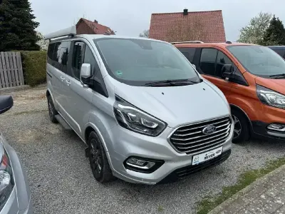 Gebraucht Ford Tourneo Titanium X 150 PS (110 kW) 2023 Silber Van / Kleinbus