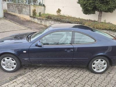 Usata Mercedes CLK320 218 CV (160 kW) 1998 Blu