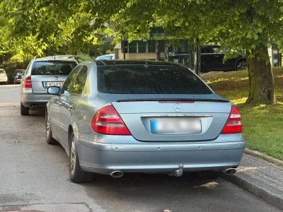 Gebraucht Mercedes E320 232 PS (170 kW) 2004 Andere farben Limousine