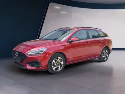 Gebraucht Hyundai i30 Advantage 101 PS (74 kW) 2024 Ultimate red Kombi