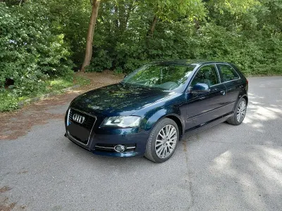 Gebraucht Audi A3 125 PS (91 kW) 2010 Blau Kleinwagen