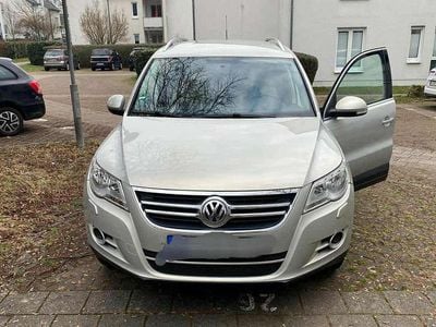 Silber Gebraucht 2011 VW Tiguan Sport SUV | 8.200 € (Guter Preis)