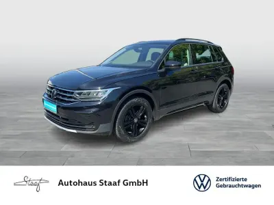 Gebraucht VW Tiguan Sportline 150 PS (110 kW) 2022 Deep black perleffekt SUV