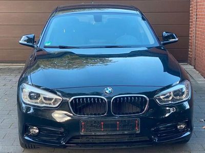 Gebraucht BMW 118 Sport Line 136 PS (100 kW) 2017 Schwarz Kleinwagen