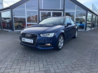Gebraucht Audi A3 Ambition 125 PS (91 kW) 2015 Blau Limousine