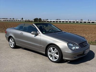 Gebraucht Mercedes CLK320 Avantgarde 218 PS (160 kW) 2004 Silber Cabrio