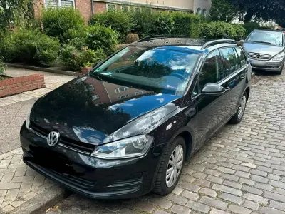 Gebraucht VW Golf VII Trendline 105 PS (77 kW) 2014 Schwarz Kombi