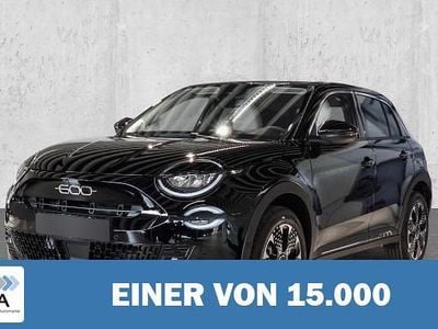 Neu Fiat 600 La Prima 145 PS (106 kW) 2025 Metallic SUV