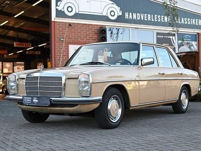 Gebraucht Mercedes W115 110 PS (80 kW) 1974 Beige Limousine