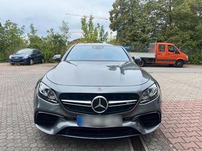 Mercedes E63S AMG