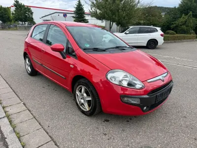 Gebraucht Fiat Punto Evo 77 PS (56 kW) 2010 Rot Kleinwagen