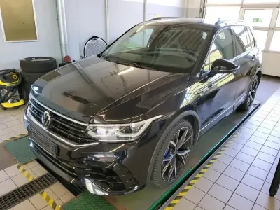 Gebraucht VW Tiguan R 320 PS (235 kW) 2023 Schwarz SUV