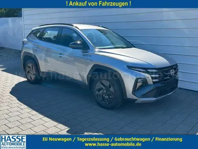 Neu Hyundai Tucson Blackline 239 PS (175 kW) 2026 Shimmering silver meta... SUV